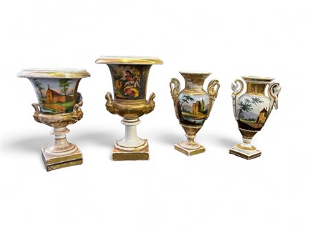  
Quattro vasi inizi del XX secolo
porcellana 