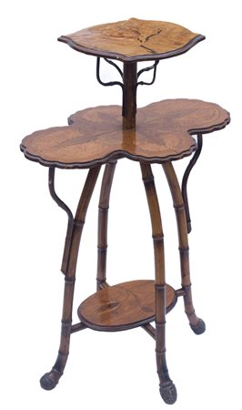  
Tavolino etagère  inizio XX secolo
legno  e bambù 97 x 40 x 58 cm