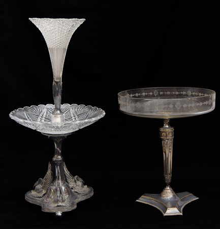  
Due centrotavola in metallo argentato Inizi del XX secolo
metallo argentato e cristallo/vetro 