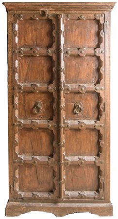  
Armadio a due ante in legno dolce Manifattura orientale, fine XIX - inizio XX secolo
legno 170 x 85 x 46 cm