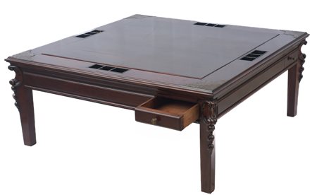  
Tavolo da pranzo  Manifattura cinese, inizio XX secolo
 44 x 108 x 108 cm