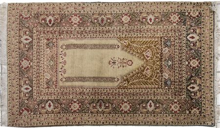  
Tappeto Preghiera Anatolia Anatolia, XX secolo
 115 x 195 cm 