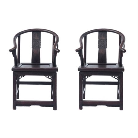  
Coppia di poltrone cinesi Manifattura cinese, XIX/XX secolo
 101 x 61 x 61 cm