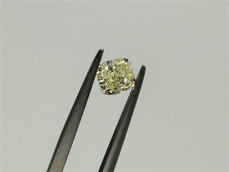 DIAMANTE NATURAL POLISHED 0,9 FANCY  FANCY GIALLO CHIARO -SI2 - ID - UD30117-1