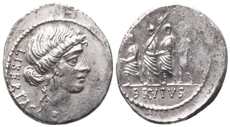 Q. Servilius Caepio Brutus (M. Iunius Brutus), Denarius, 54 BC; AR (3,82 g; 20,2 mm; 5 h)