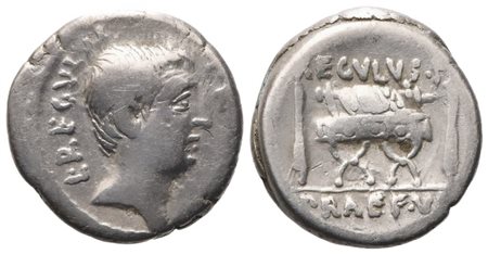 L. Livineius Regulus, Denarius, 42 BC; AR (3,77 g; 16 mm; 3 h)