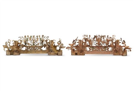 Arte siciliana, secolo XX. Due diversi fregi di carretto in legno intagliato, t