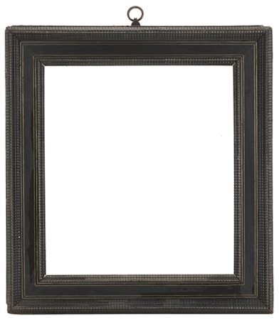 Cornice in legno intagliato guilloché ed ebanizzato a doppio ordine con filetta