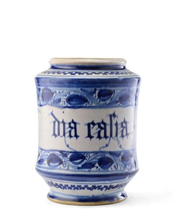 Manifattura di Faenza, secolo XVI. Albarello in maioloca dipinta in monocromo b