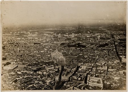 MILANO - FOTOGRAFIA DELLA CITTA' RIPRESA DALL'ALTODalla ditta Angelo...