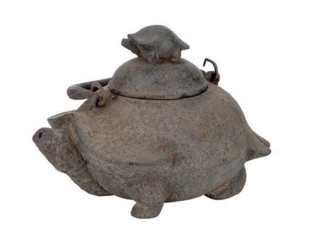 Cina
Teiera a forma di tartaruga con coperchio