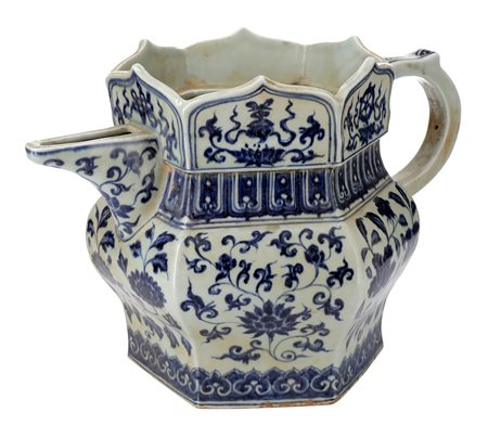 Cina
Brocca polilobata