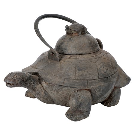Cina
Teiera a forma di tartaruga con coperchio