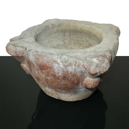 Mortaio in marmo rosa di Taormina, 17° secolo