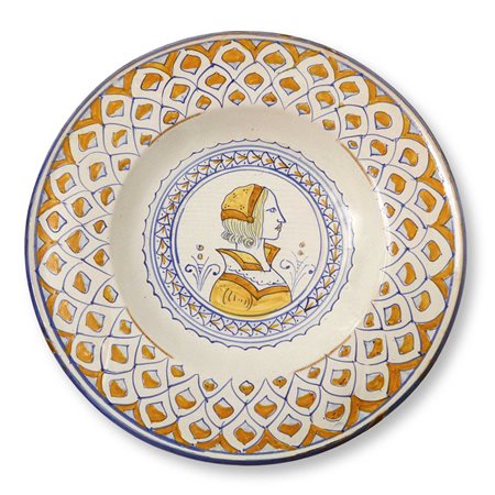 Deruta - Piatto neorinascimentale con figura muliebre con abiti medievali