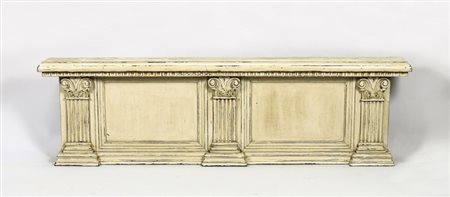 FREGIO IN LEGNO LACCATO BIANCO - WHITE LACQUERED FRIEZE fronte a due formelle...
