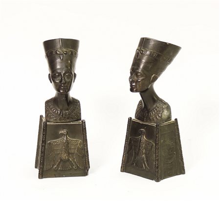 COPPIA DI BUSTI IN BRONZO - PAIR OF BRONZE BUSTS raffiguranti egiziani h cm 22