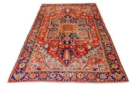 Persia nord occidentale (I quarto del XX secolo)
Tappeto Karaja