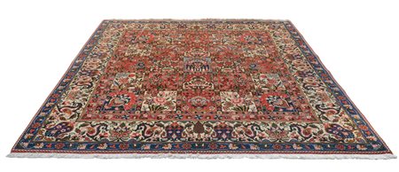 Persia centrale (Ultimo quarto del XX secolo)
Tappeto Bakhtiyari