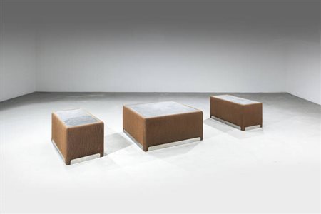 PRODUZIONE ITALIANA<BR>Set di tre tavolini