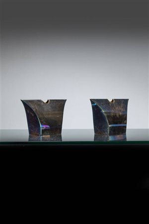 METALLO IL RE<BR>Coppia di fioriere