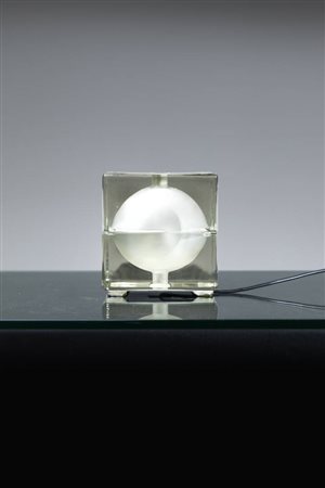 ALESSANDRO MENDINI<BR>Lampada da tavolo mod. Cubosfera