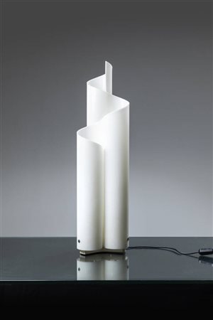 VICO MAGISTRETTI<BR>Lampada da terra mod. Chimera