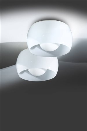VICO MAGISTRETTI<BR>Coppia di plafoniere mod. Omega