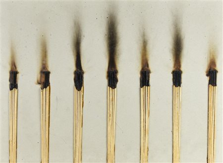 Bernard Aubertin (1934 - 2015) DESSIN DE FEU, 1974 fiammiferi bruciati su...