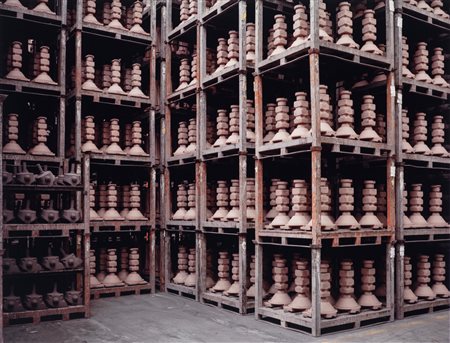 Lewis Baltz (1945 - 2014)  - Anime #01, dalla serie "Plenty", 2003