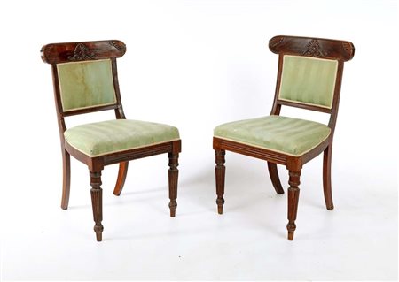 Coppia di sedie in mogano, Inghilterra, seconda metà del XIX secolo spalliera...