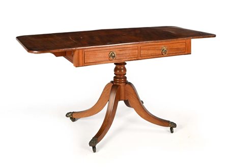 Breakfast table in mogano, Inghilterra, XIX secolo piano a bandelle, due...