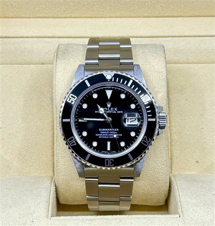 Rolex Submariner Date 16800
