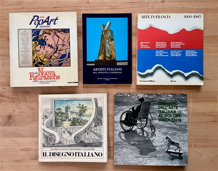 COLLETTIVE D'ARTE DEL XX SECOLO - Lotto unico di 5 cataloghi