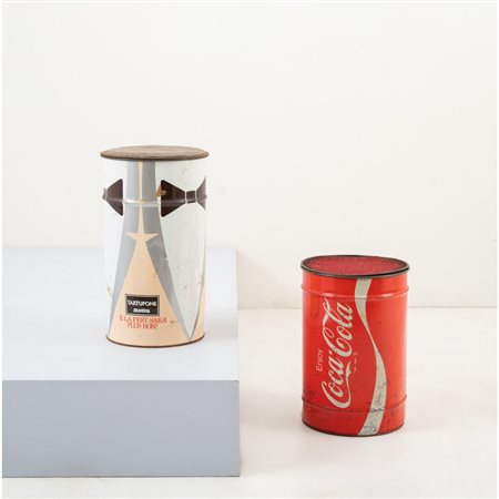 PRODUZIONE ITALIANA 1970 ca., Due sgabelli contenitore