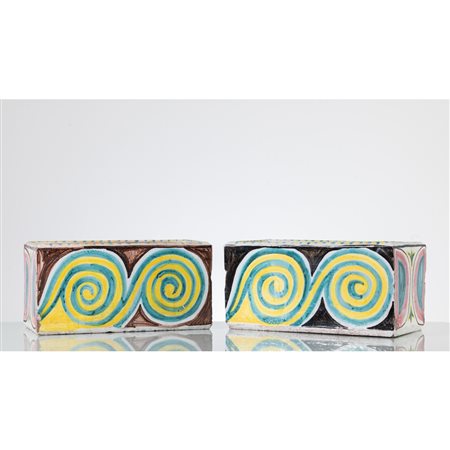 MAESTRO CALATINO, Due fioriere