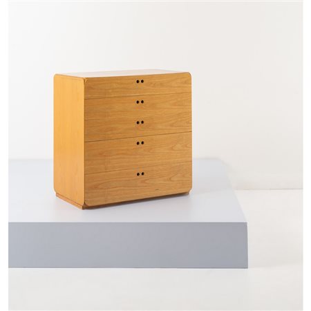 DERK VAN DE VRIES, Una cassettiera