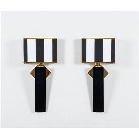 PRODUZIONE ITALIANA 1980 ca., Coppia di lampade da parete