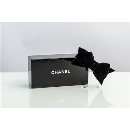 CHANEL, Grande spilla