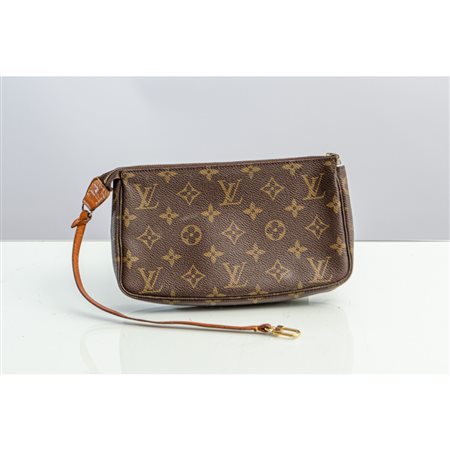 LOUIS VUITTON, Pochette