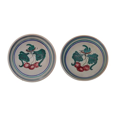 Coppia di ciotole in ceramica di Caltagirone raffigurantI Ciliegie.