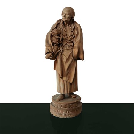 Bongiovanni Vaccaro (Caltagirone  1807 - Caltagirone 28 novembre 1889)  - Anziana con verdura, scultura in terracotta monocroma