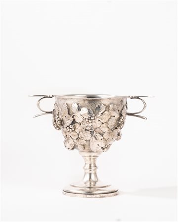 Coppa, di gusto archeologico, Italy, 20th century