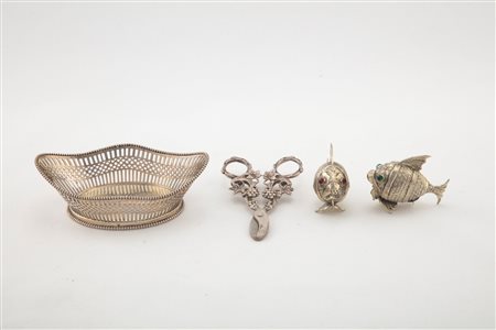 Gruppo di quattro oggetti, Holland and Germany, 20th century