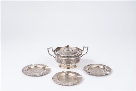 Zuccheriera e tre piattini, Iran, 20th century