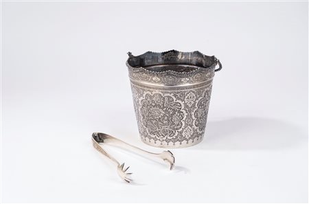 Secchiello porta ghiaccio con pinza, Iran, 20th century