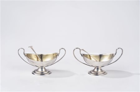 Due salsiere con cucchiaini, Vittoriane, London, 1887