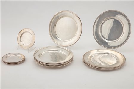 Undici piattini e sei sotto bicchieri, Usa e Cina, secolo XX