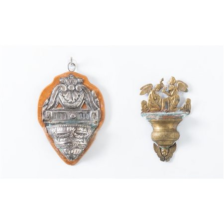 MANIFATTURA SICILIANA DEI PRIMI XIX SECOLO, Due acquasantiere