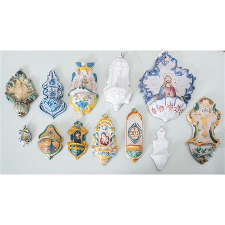 DODICI ACQUASANTIERE